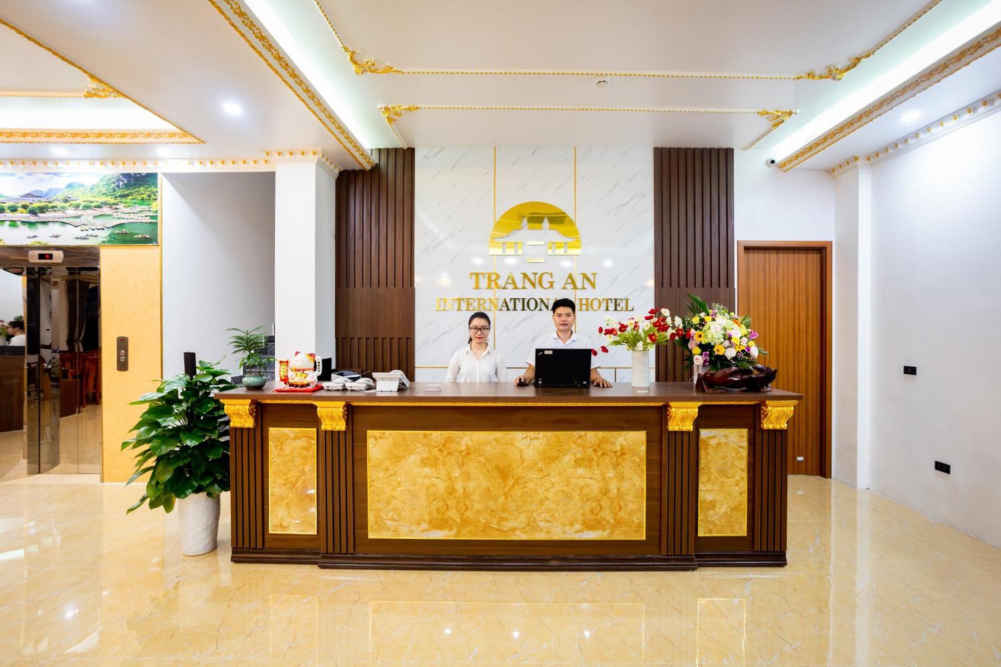 Trang An International Hotel Ніньбінь Екстер'єр фото